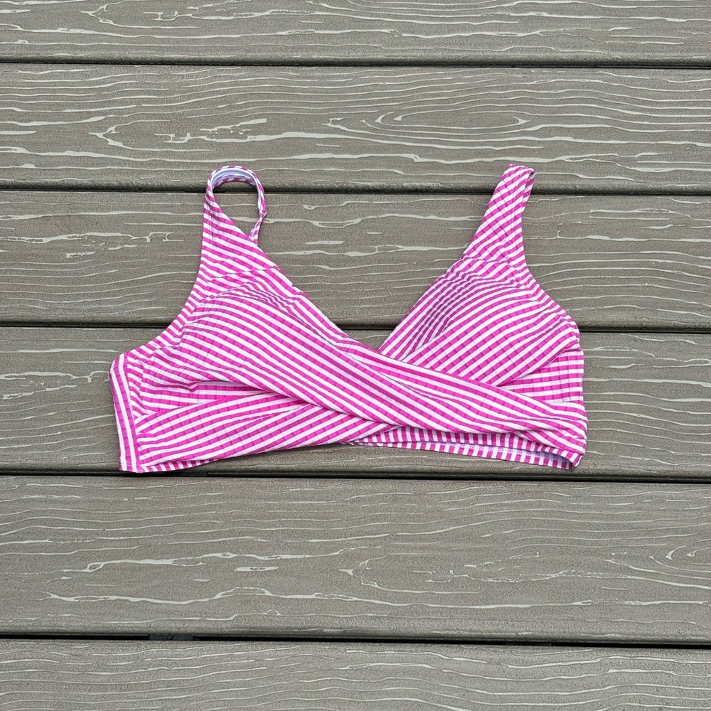 Freshwater Swim Separates Top- NWOT